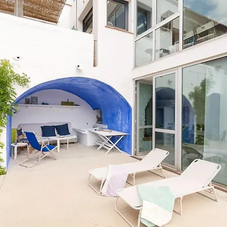 Fantastica Casa Con Piscina Y Parking En El Pueblo 펜션 베구르